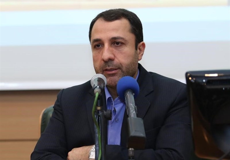 رییس کل بانک مرکزی : در صورتی که افراد دارای رتبه اعتبارسنجی مناسب باشند به طور ویژه تسهیلات خرد، سهل تر به آنها پرداخت می شود.